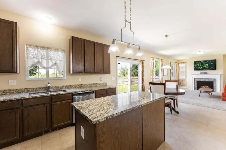 11334 60th Pl, Kenosha, WI 53142 - #2