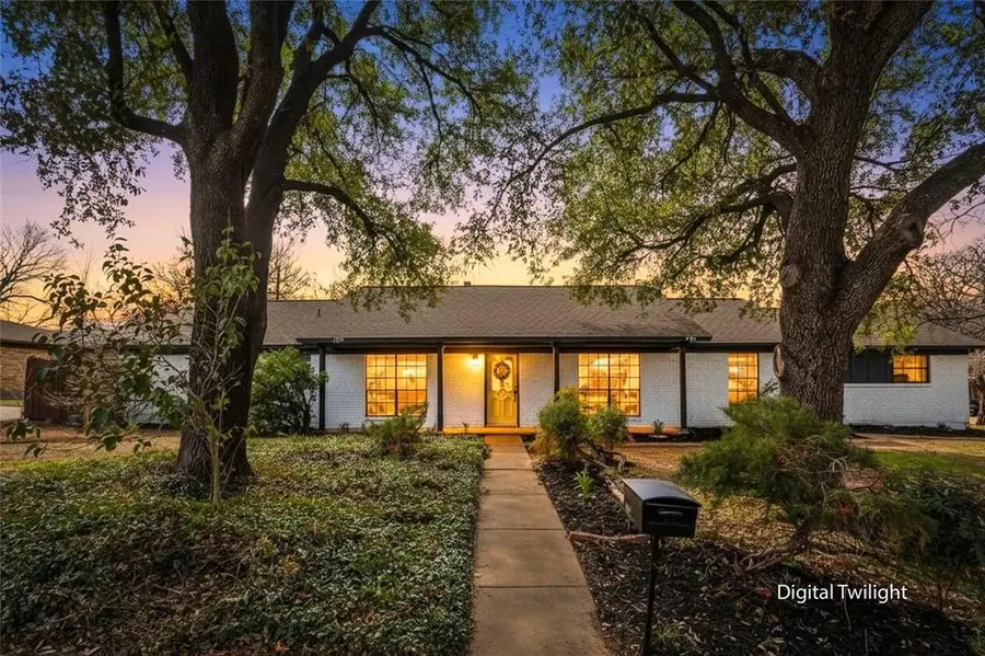 1708 Park Ridge Terrace, Arlington, TX 76012 - #2