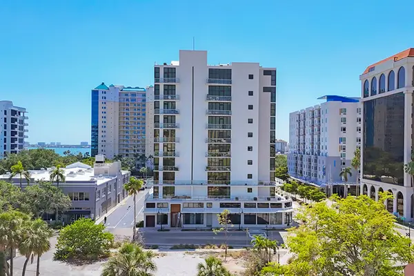 300 S Pineapple Avenue #302, SARASOTA, FL 34236