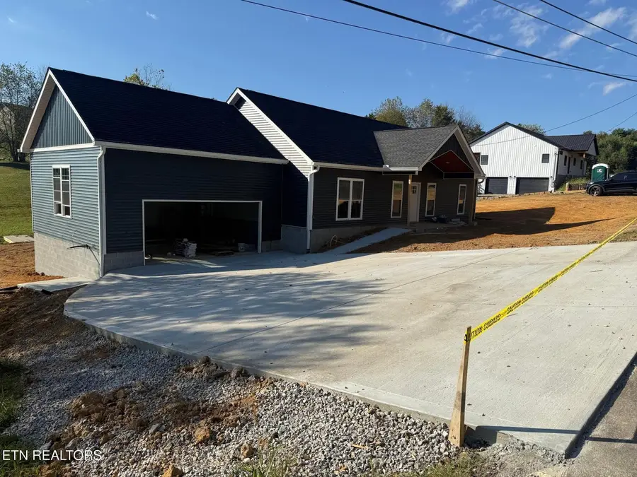 4066 Sevierville Rd, Maryville, TN 37804 - Image #2