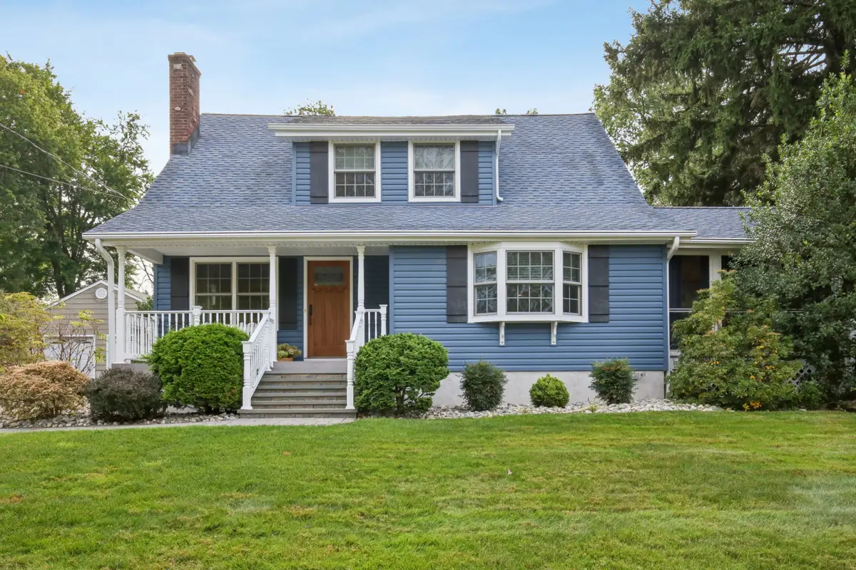 132 Fairview Ave, Berkeley Heights, NJ 07922 - Image #1