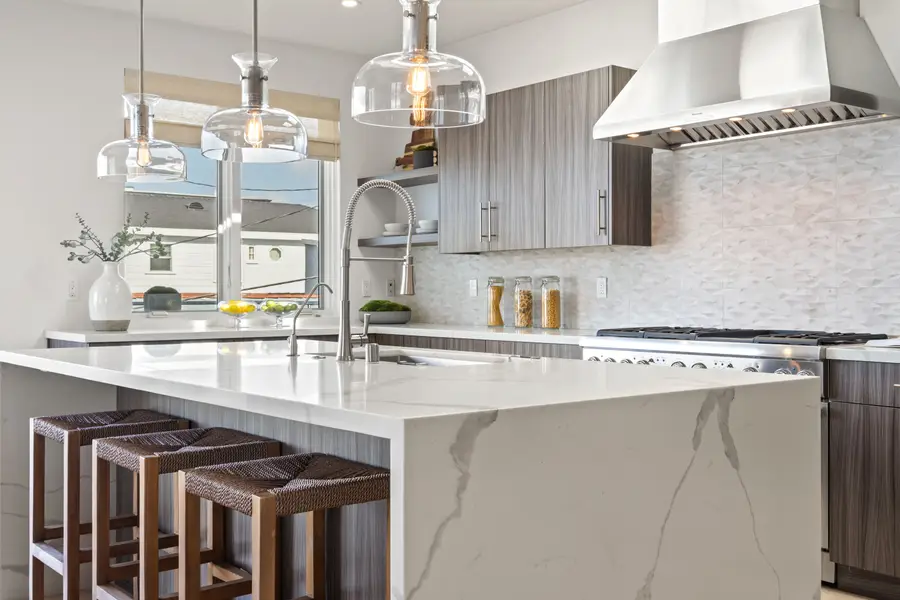 320 35th Street, Manhattan Beach, CA 90266 - Image #2