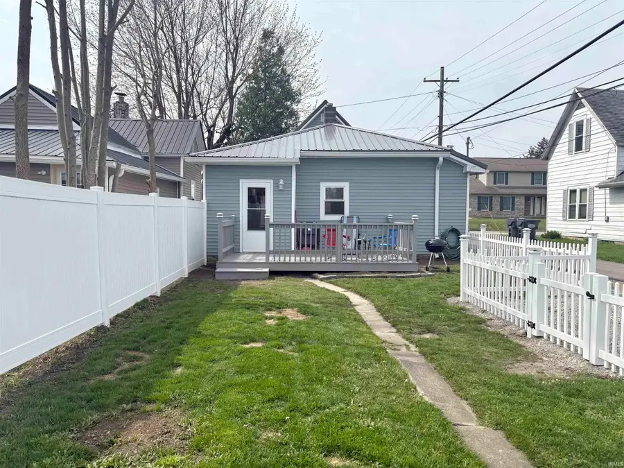 210 W Jay Street, Dunkirk, IN 47336 - Image #3