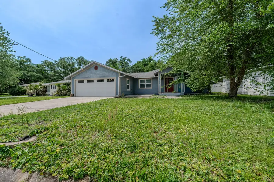 3235 Bayou Dr, Pensacola, FL 32505 - #2