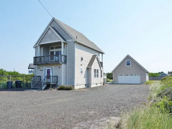 1066 Ocean Shores Boulevard Sw, Ocean Shores, WA 98569