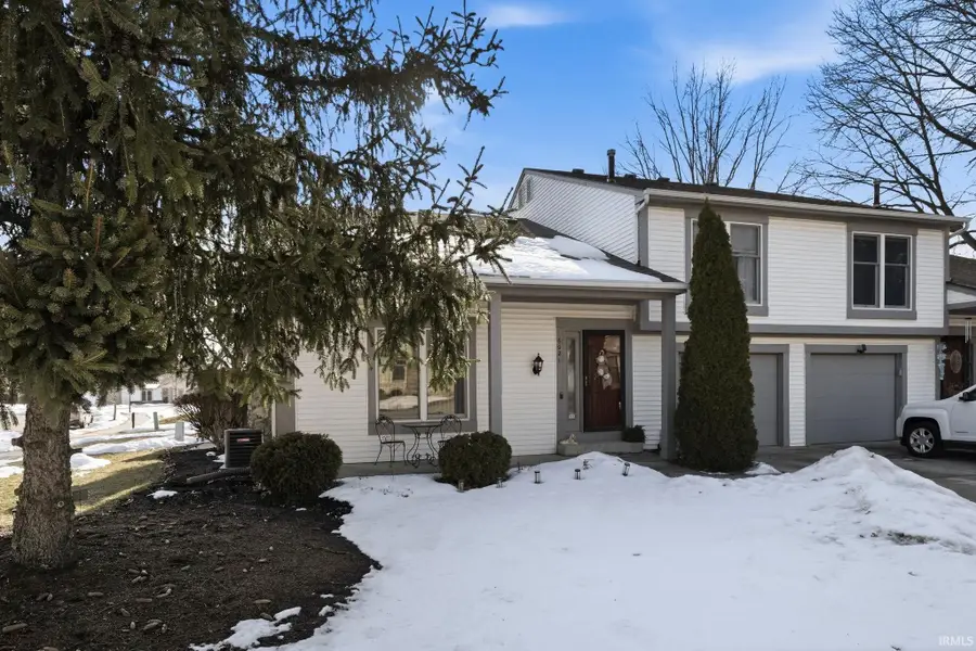 6021 Sawmill Woods Drive, Fort Wayne, IN 46835 - #3