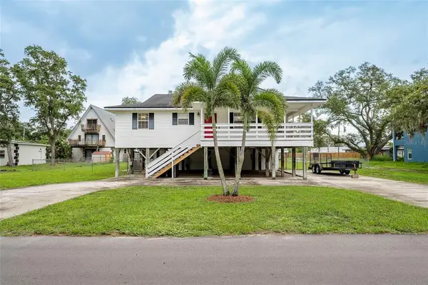 12055 Murray Avenue, LARGO, FL 33778