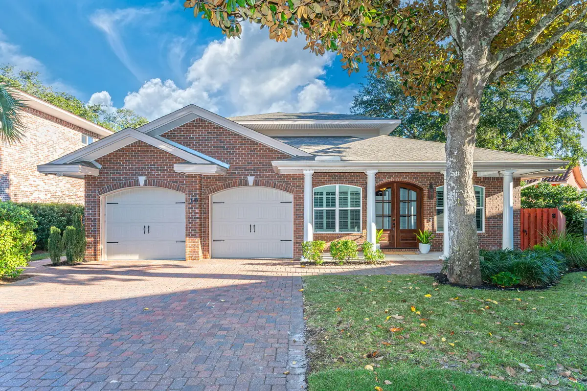 16 Plantation Oaks Drive, Mary Esther, FL 32569 - Image #1