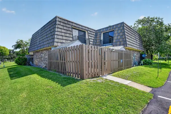 1534 Forest Lakes Circle #A, WEST PALM BEACH, FL 33406