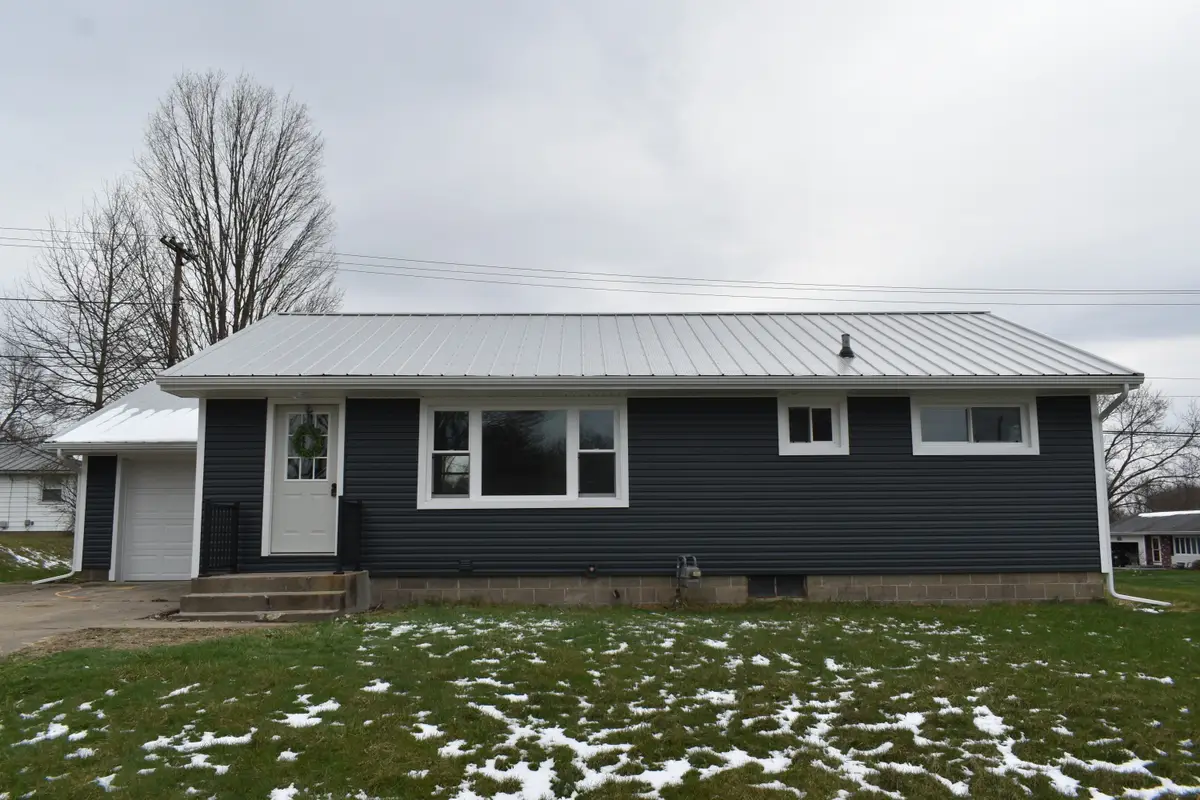 1213 Sleepy Hollow Drive, Coshocton, OH 43812 - #1