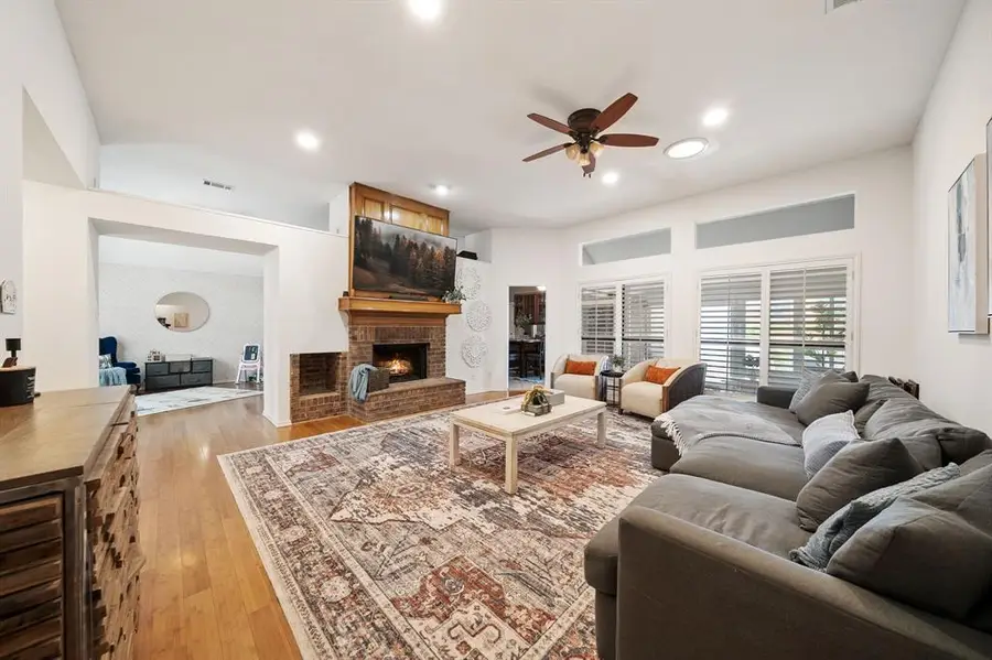 1633 Crosshaven Drive, Lewisville, TX 75077 - #2