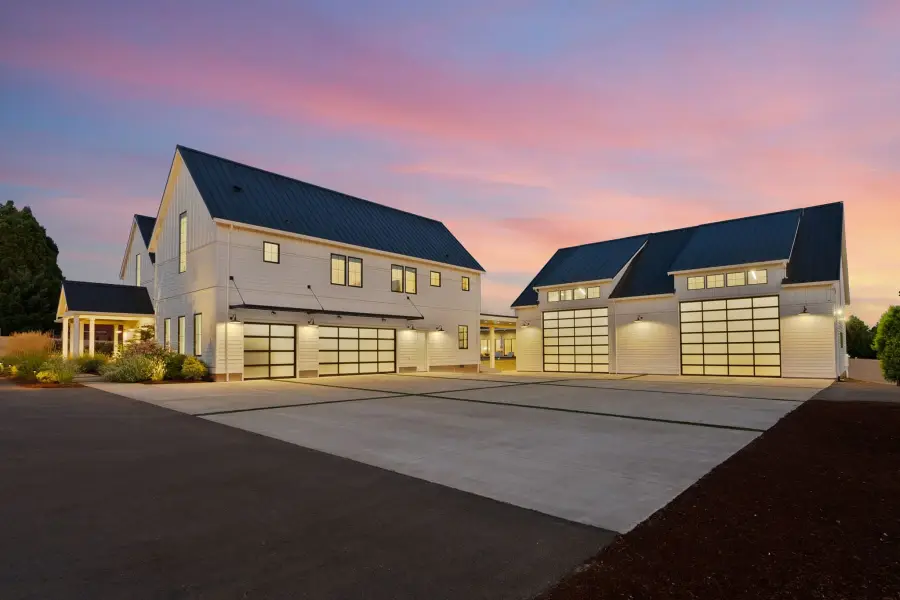 22280 SW Stafford Rd, Tualatin, OR 97062 - #2