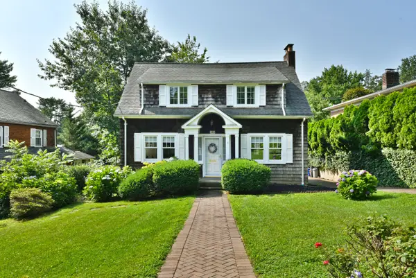308 38th Road, Douglaston, NY 11363