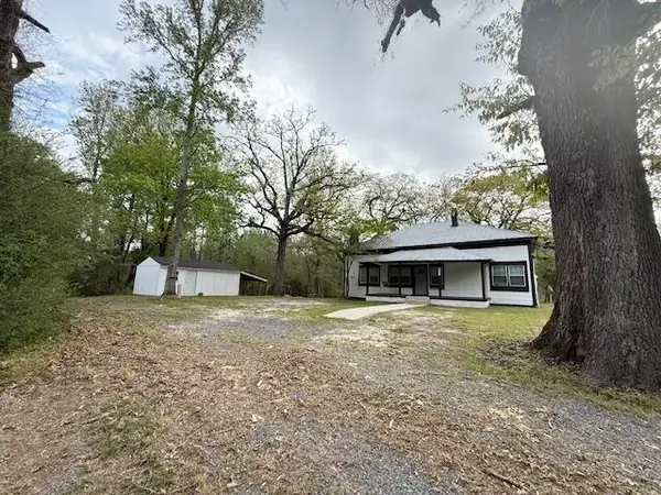 527 Barham Rd., Hornbeck, LA 71439