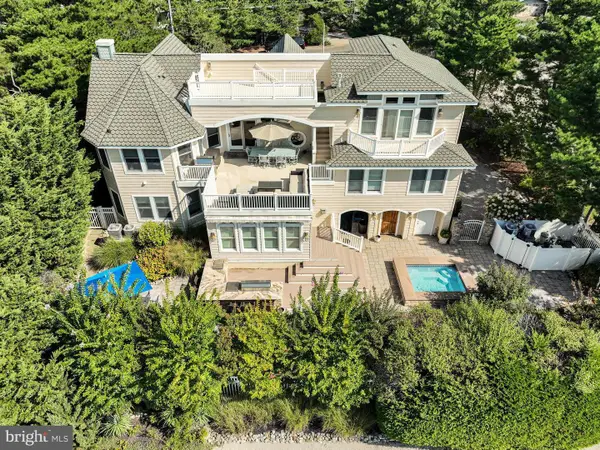 420 Nelson Avenue, Beach Haven, NJ 08008