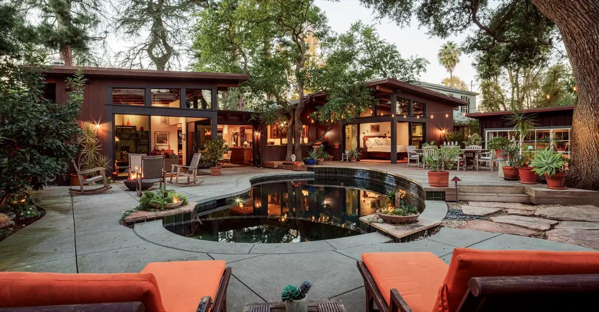 4244 Bluebell Avenue, Studio City, CA 91604 - Image #1