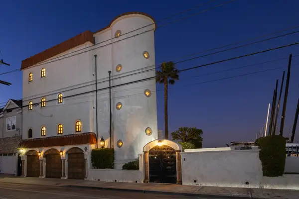 6911 E Seaside, Long Beach, CA 90803