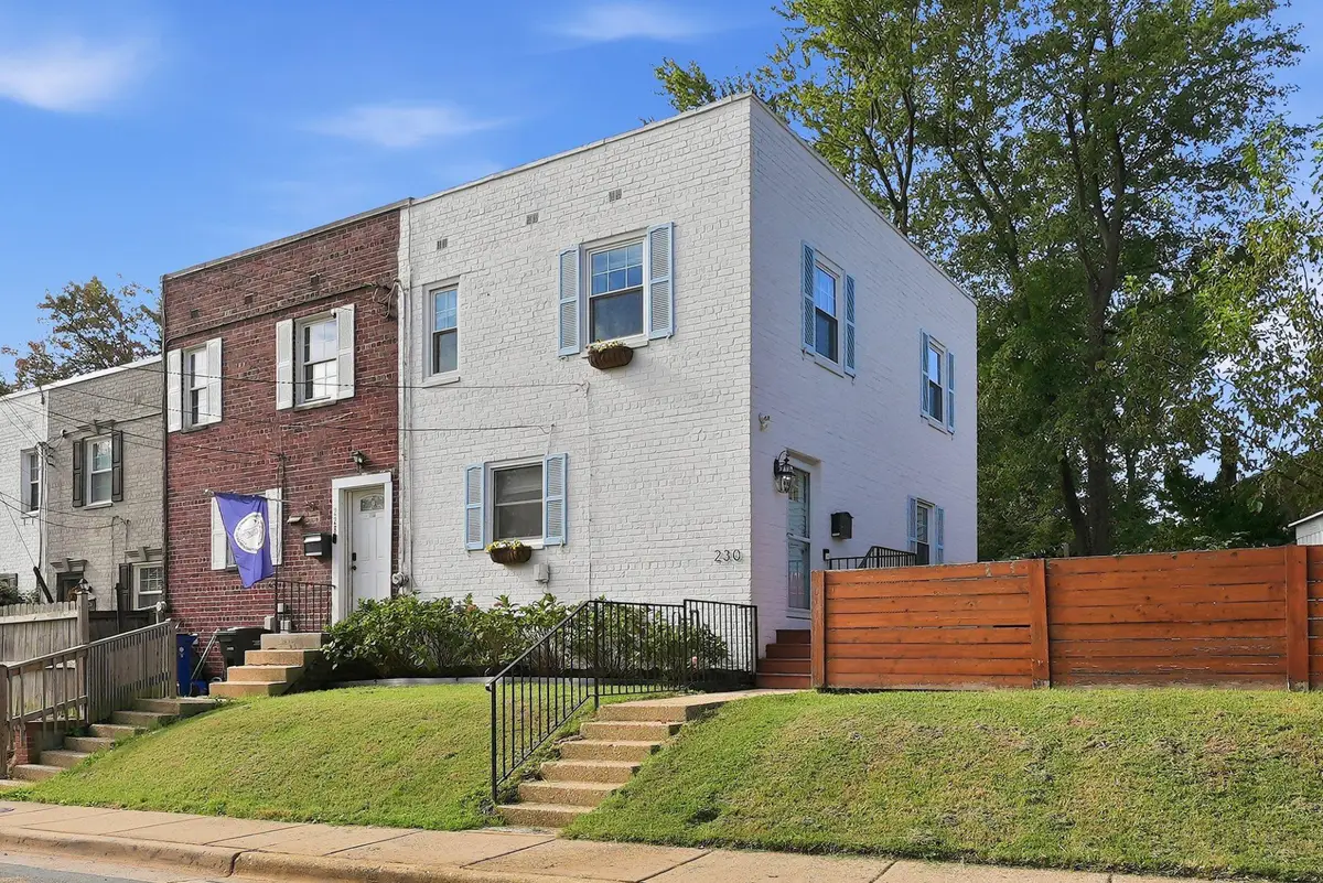 230 Aspen St, Alexandria, VA 22305 - #1
