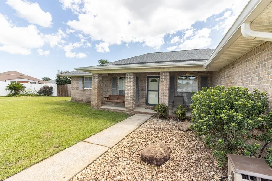 2410 Ennis Ct, Navarre, FL 32566 - #2