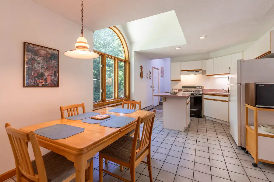 132 Pratt Bridge Road, Jamaica, VT 05343 - Image #3