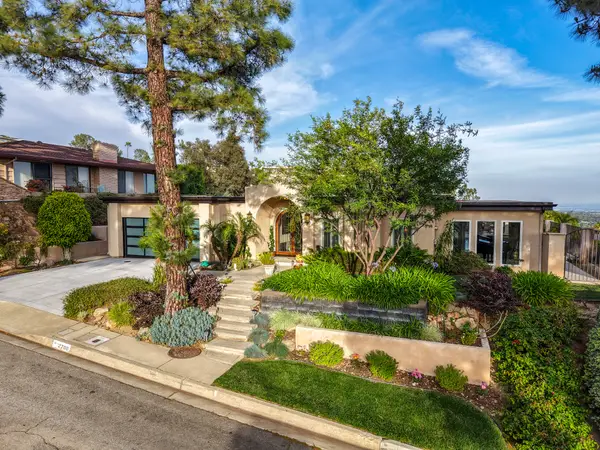 2708 N Mountain Avenue, Claremont, CA 91711