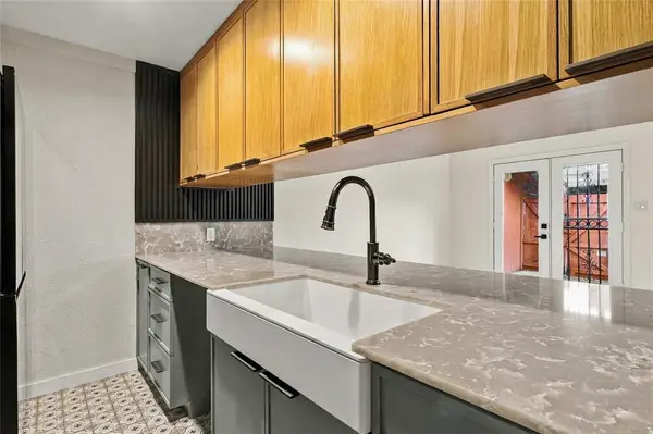7125 Fair Oaks Avenue #12, Dallas, TX 75231