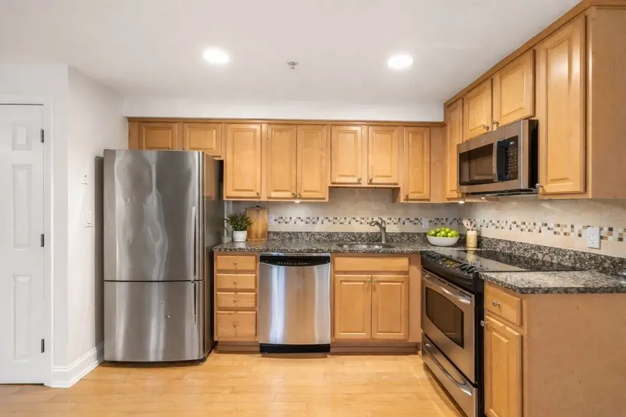 20 Chapel St #B309, Brookline, MA 02446 - #2