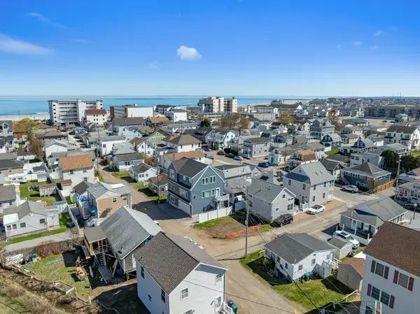 6 Chase Street, Hampton, NH 03842-2618