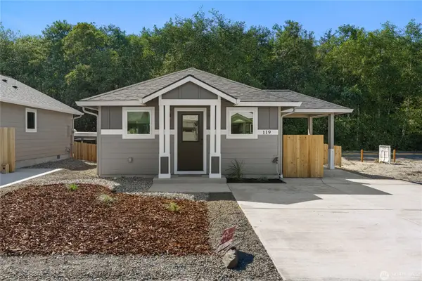 119 7th Street Sw, Long Beach, WA 98631