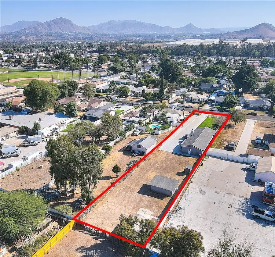 941 W F Street, Colton, CA 92324 - Image #3