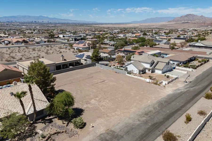 412 N Kiel Street, Henderson, NV 89015 - #3