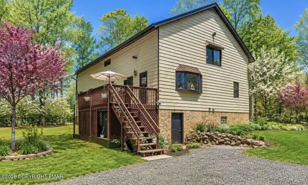 252 High Country Drive, Blakeslee, PA 18610