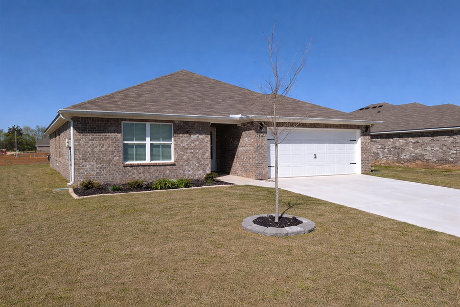 114 Domingues Avenue, Meridianville, AL 35759 - #2