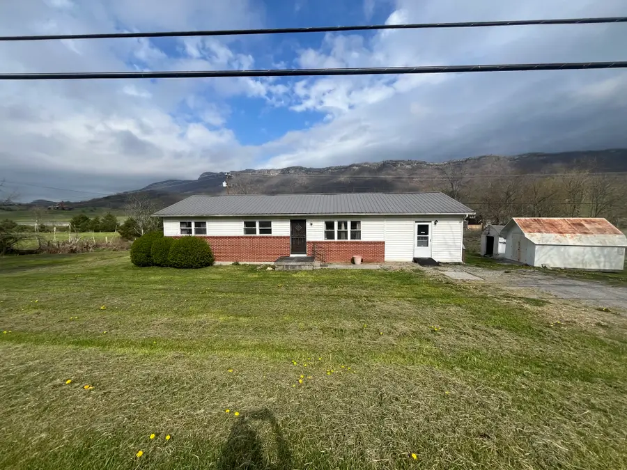 3981 Doctor Thomas Walker Rd, Rose Hill, VA 24281 - #2