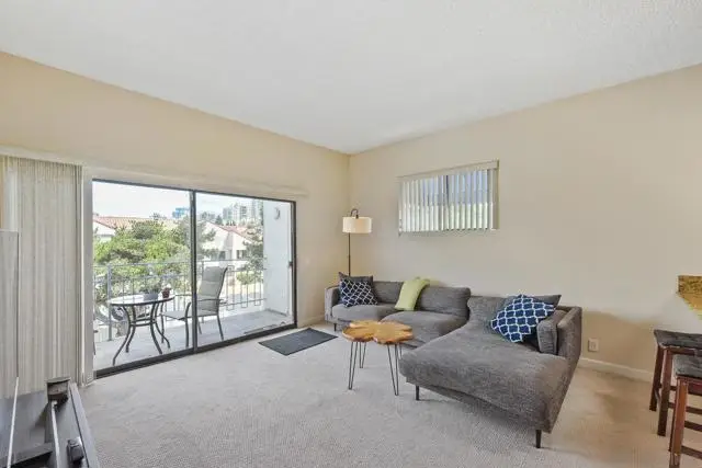 8310 Regents Rd #3E, San Diego, CA 92122 - #2