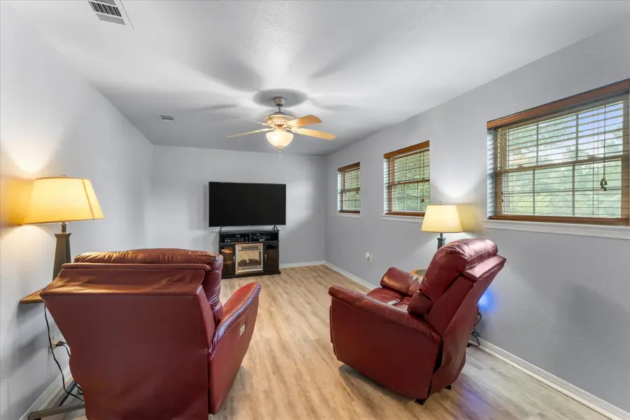 424 Lagoon Drive, Gun Barrel City, TX 75156 - #3