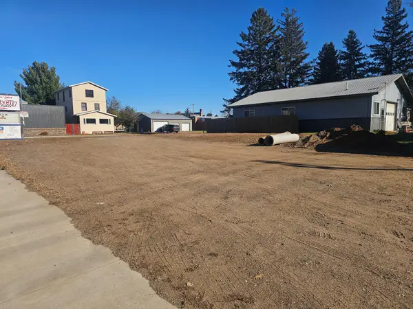 22 1st Street Sw, Crosby, MN 56441