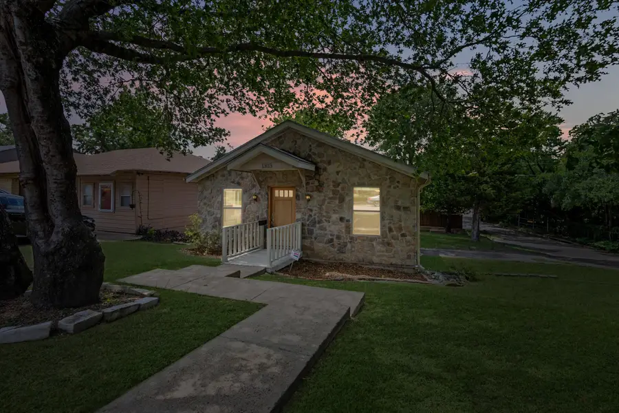 1303 Arizona Avenue, Dallas, TX 75216 - #2