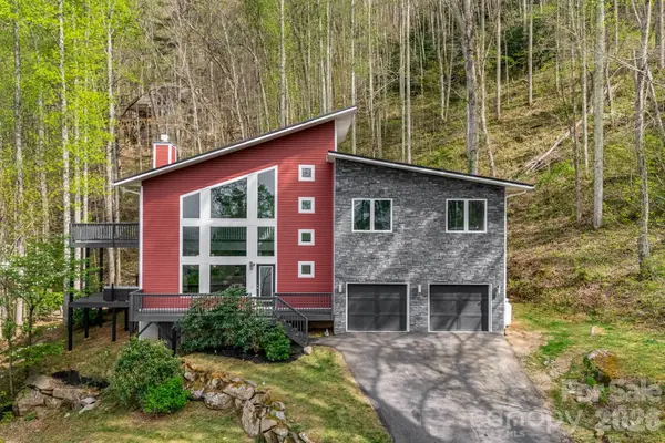 35 Chesten Mountain Drive, Asheville, NC 28803