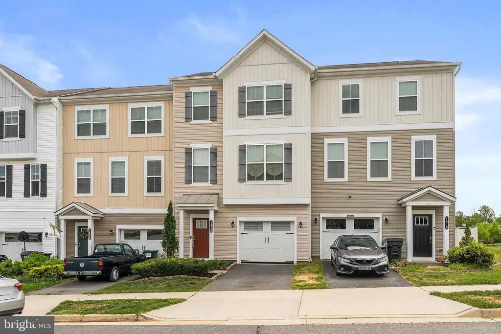 1418 Hudgins Farm Cir, Fredericksburg, VA 22408 - #1