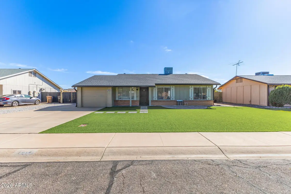 7953 W Sahuaro Drive, Peoria, AZ 85345 - #1