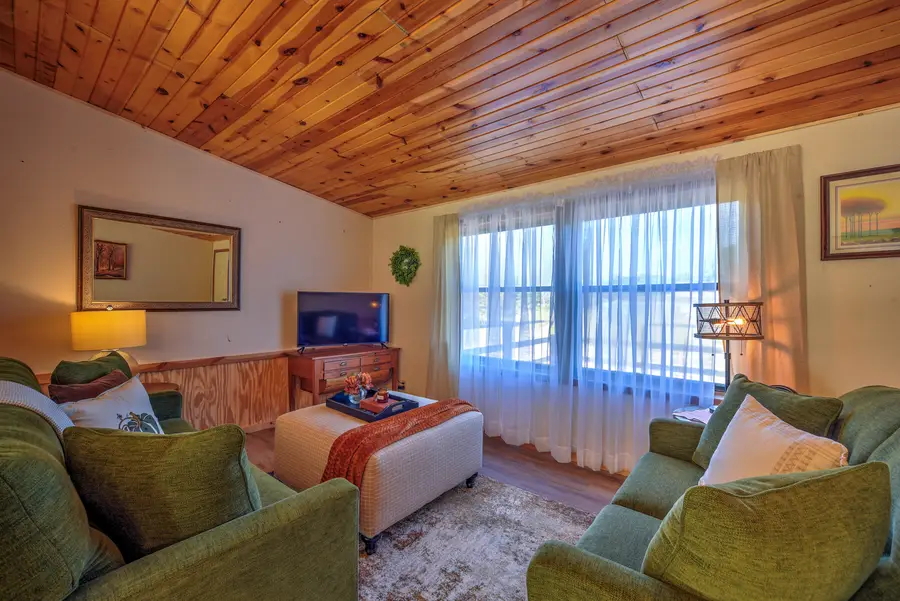 6239 Peterson Road, Webster, WI 54893 - Image #3