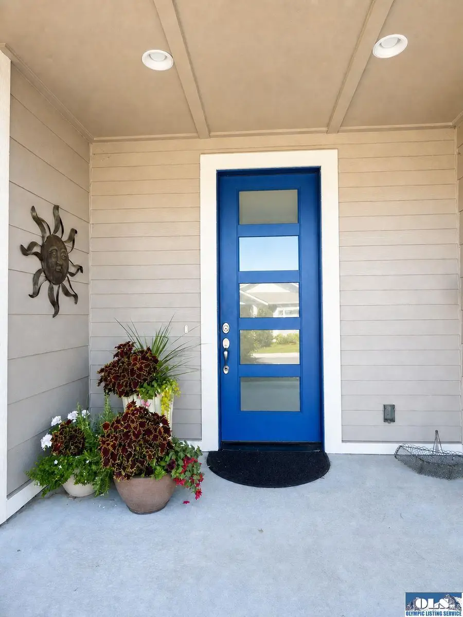 523 Evergreen Farm Way, Sequim, WA 98382 - #3