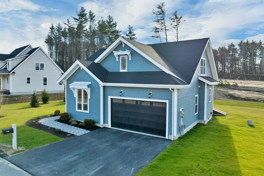 51 Lady Walsingham Way, Laconia, NH 03246 - #3