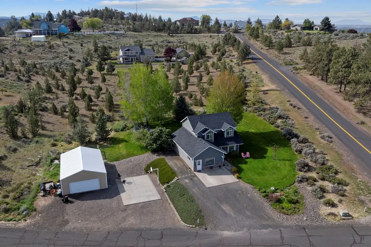 2045 NE Camas Lane, Madras, OR 97741 - #1
