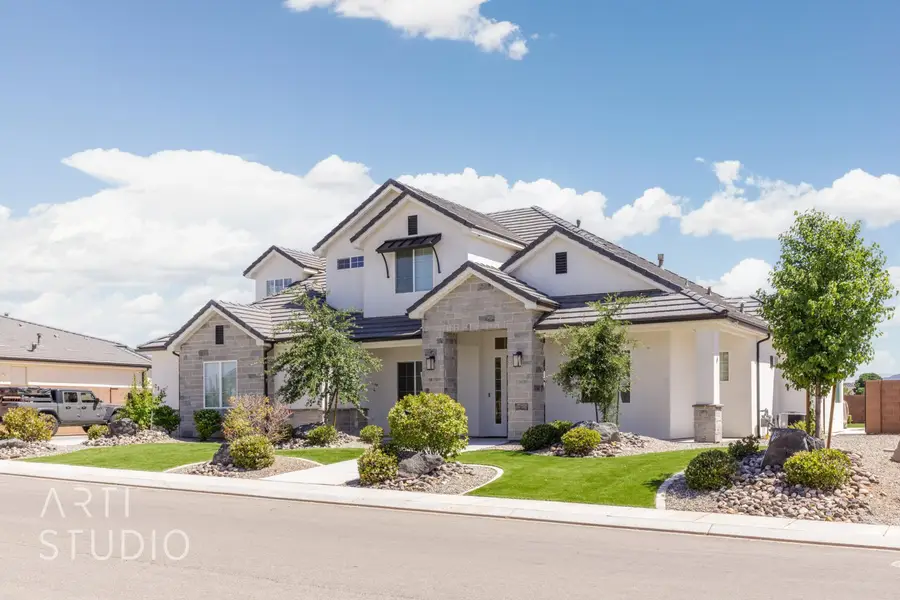 283 W Blue Quartz Dr, Washington, UT 84780 - Image #2