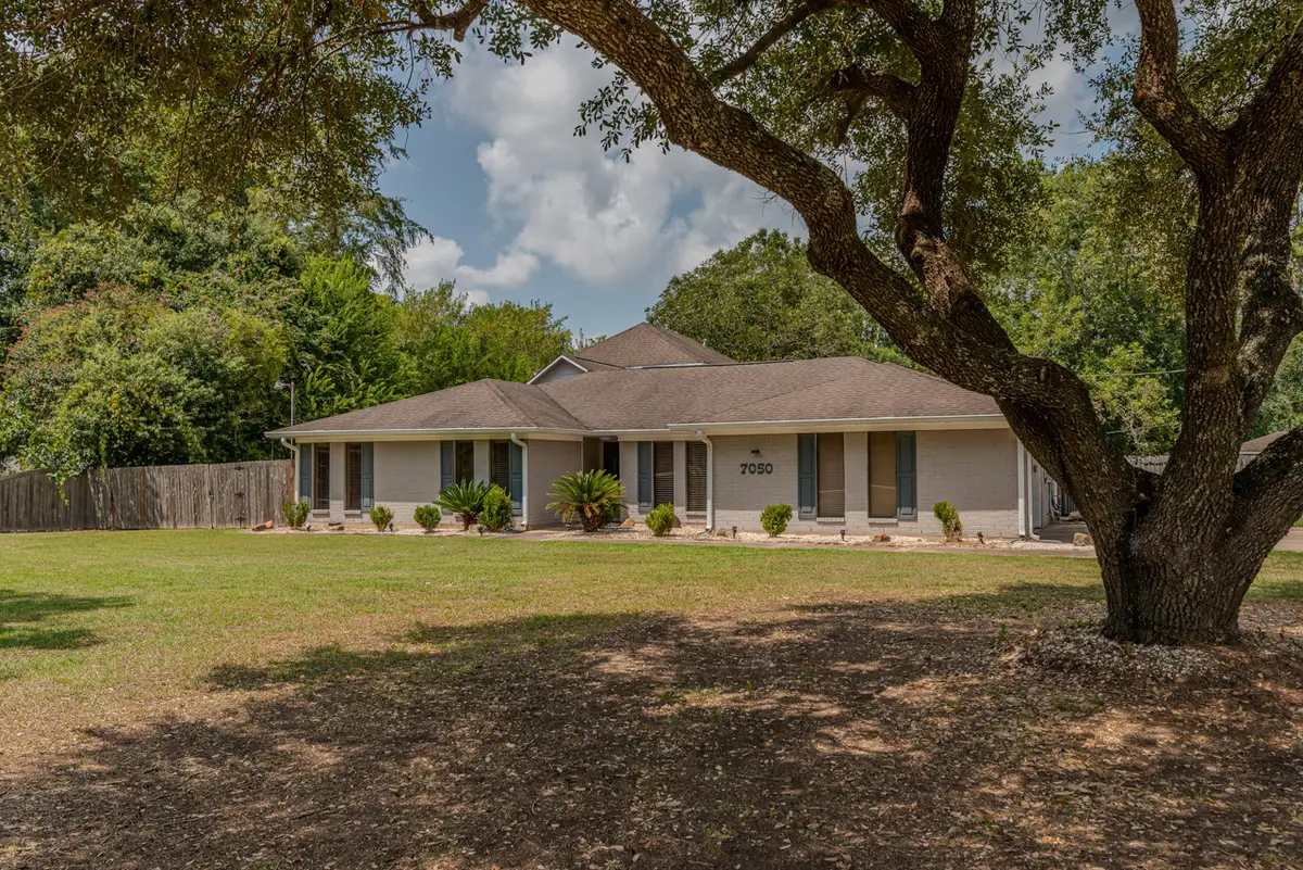 7050 Guess Road, Beaumont, TX 77708 - #1