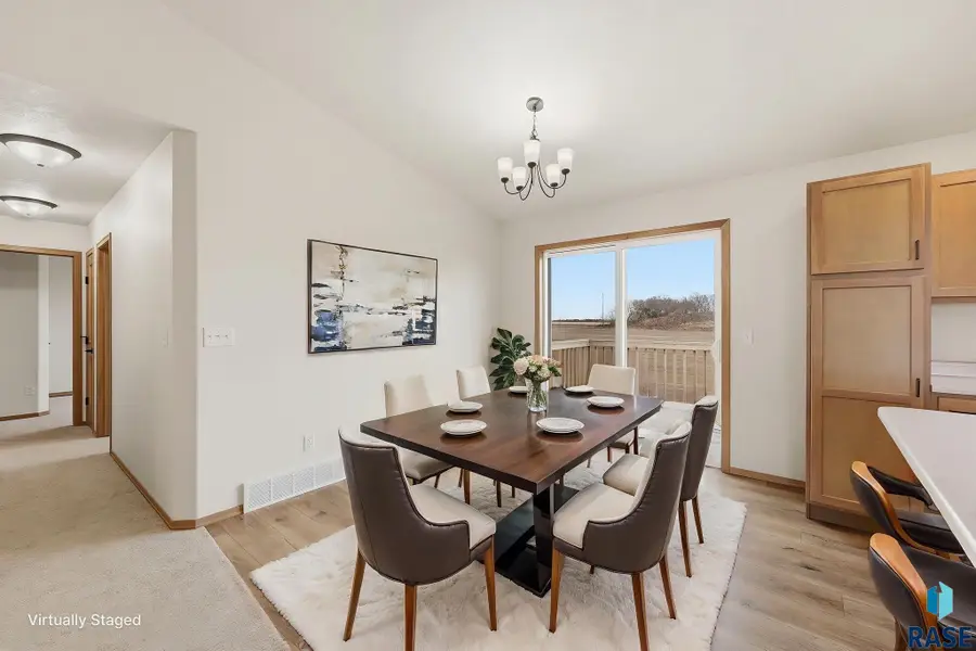 7236 E Athens Ct, Sioux Falls, SD 57110 - #3