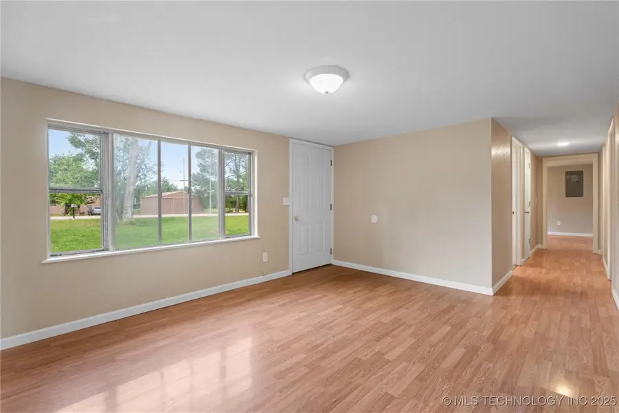 607 E Schley Street, Vian, OK 74962 - Image #2