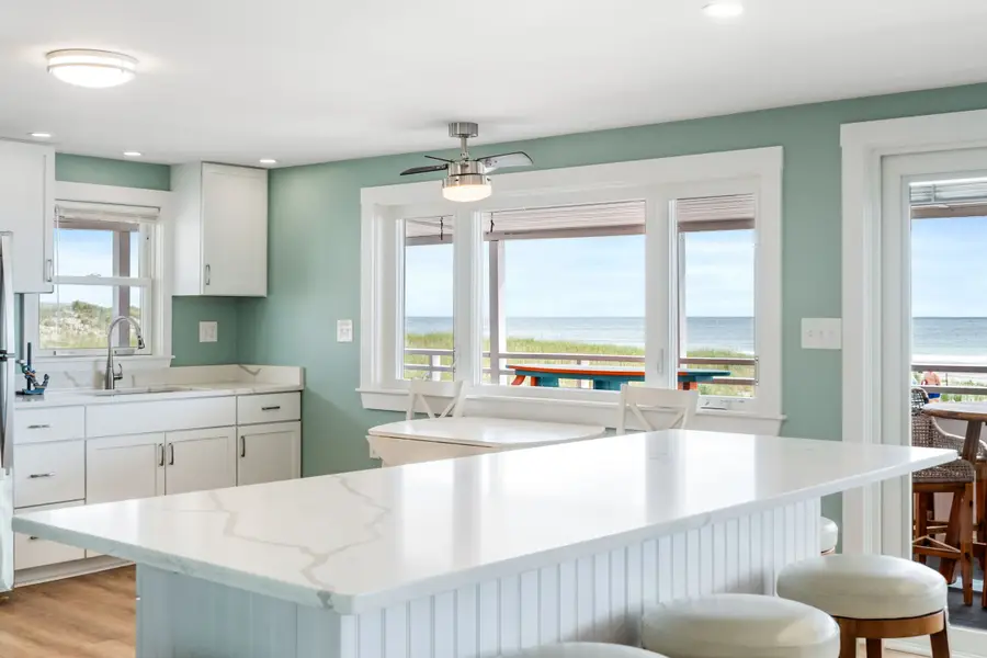 27 Concord Avenue, Hampton, NH 03842 - #3